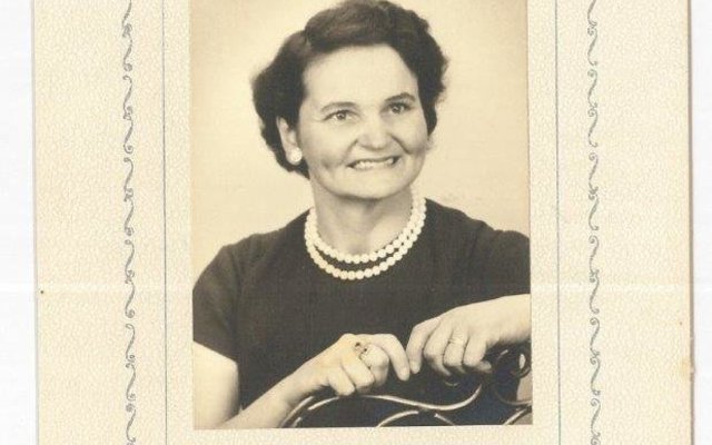 Ena de Lange as jongmeisie